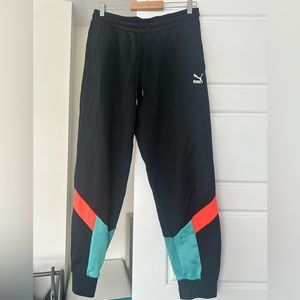 Men’s Puma Joggers Sweats Sz Large